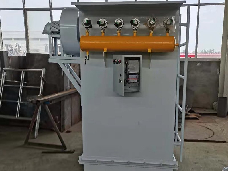 24袋單機除塵器